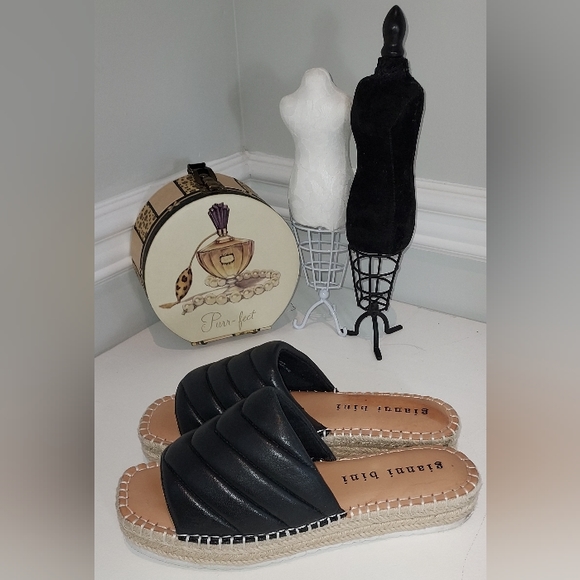 Gianni Bini Black Padded Leather Espadrille Sandals Pre-owned - Picture 3 of 6